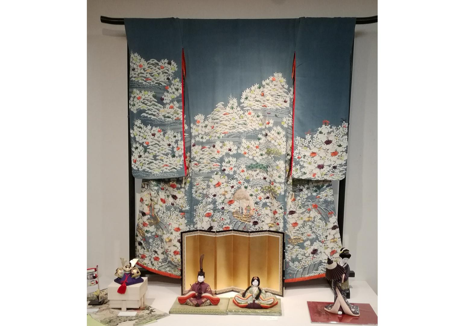 【匠ギャラリー】栗﨑和風「古代裂お雛様展」-5