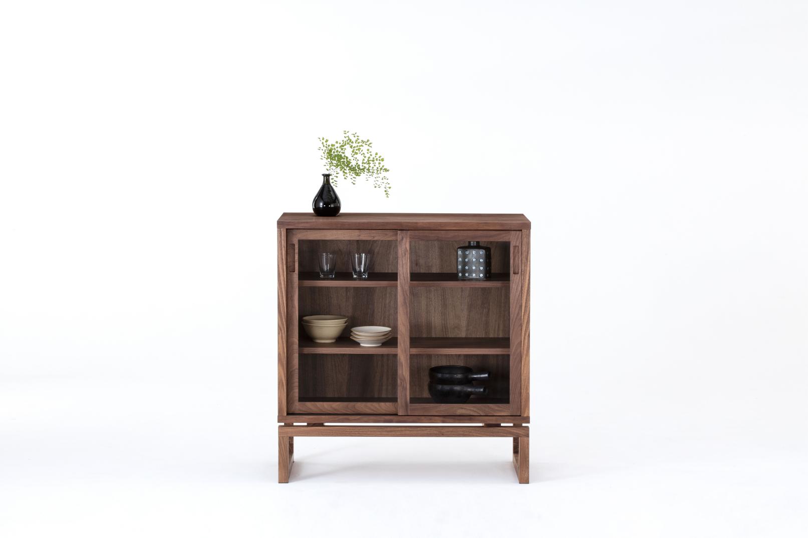 【匠ギャラリー】心地よい暮らしをつくる家具展 食器をしまう場所、飾る場所-2