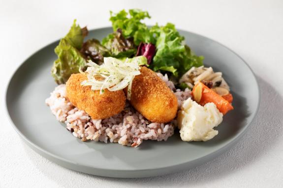 VEGETABLE LIFE CAFE by THE KEGO CLUB-1