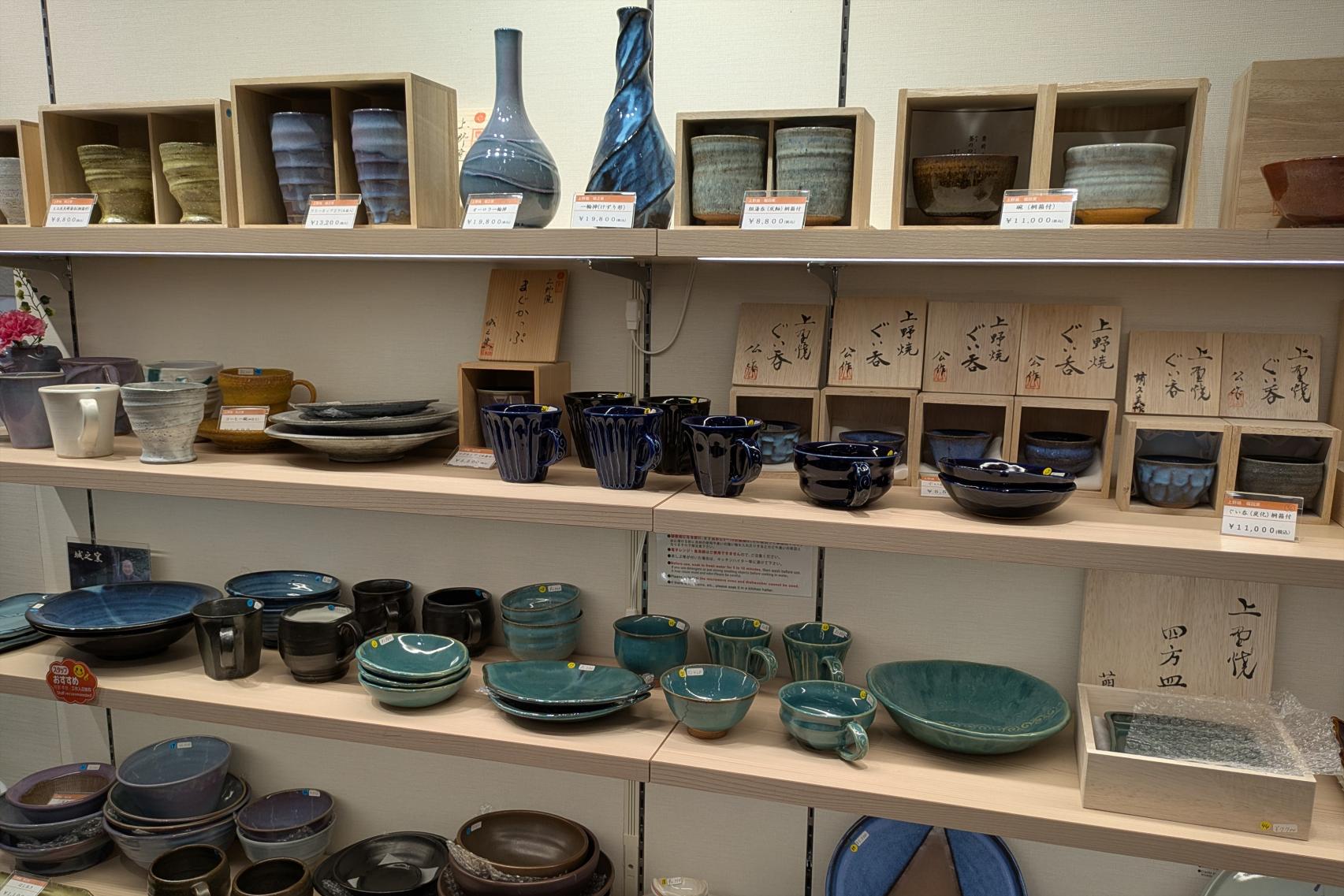 サヌイ織物 博多駅マイング店-2