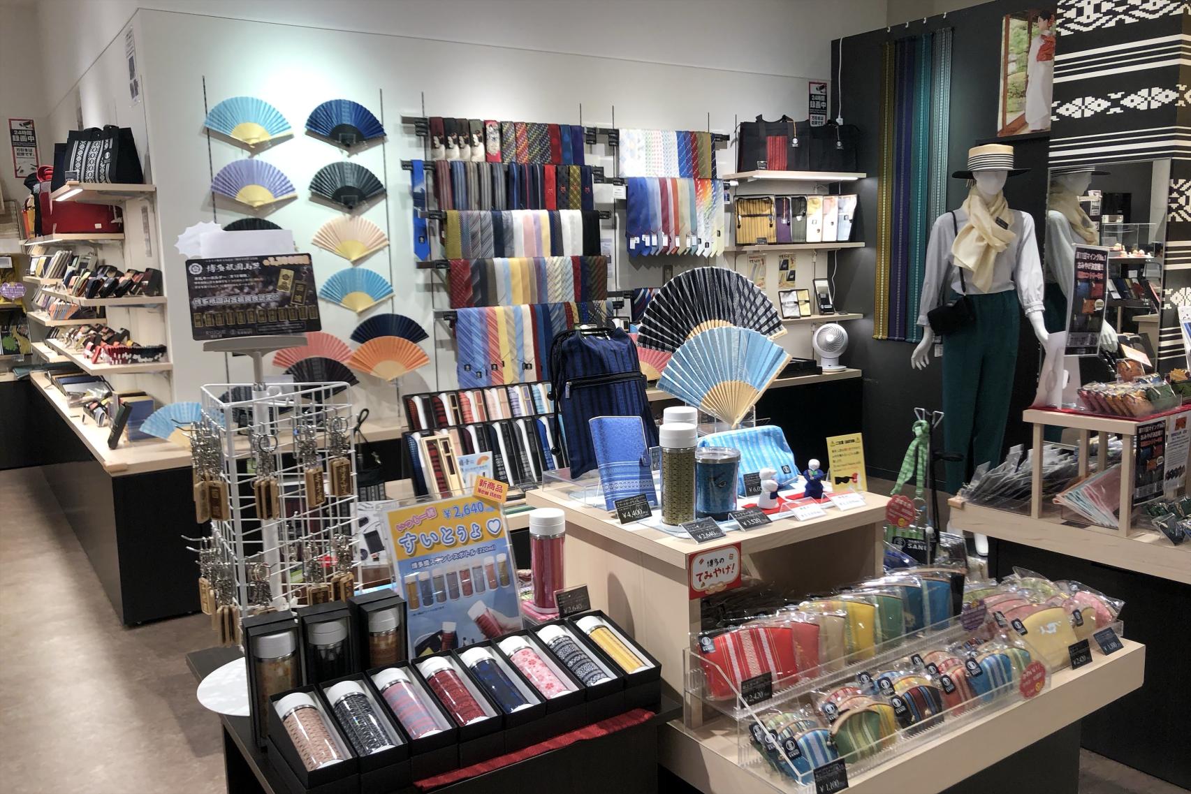 サヌイ織物 博多駅マイング店