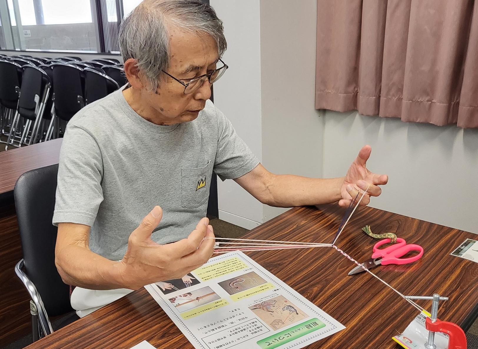 【九州歴史資料館】ボランティアイベント「藍の生葉染め体験・子ども組紐体験」-1