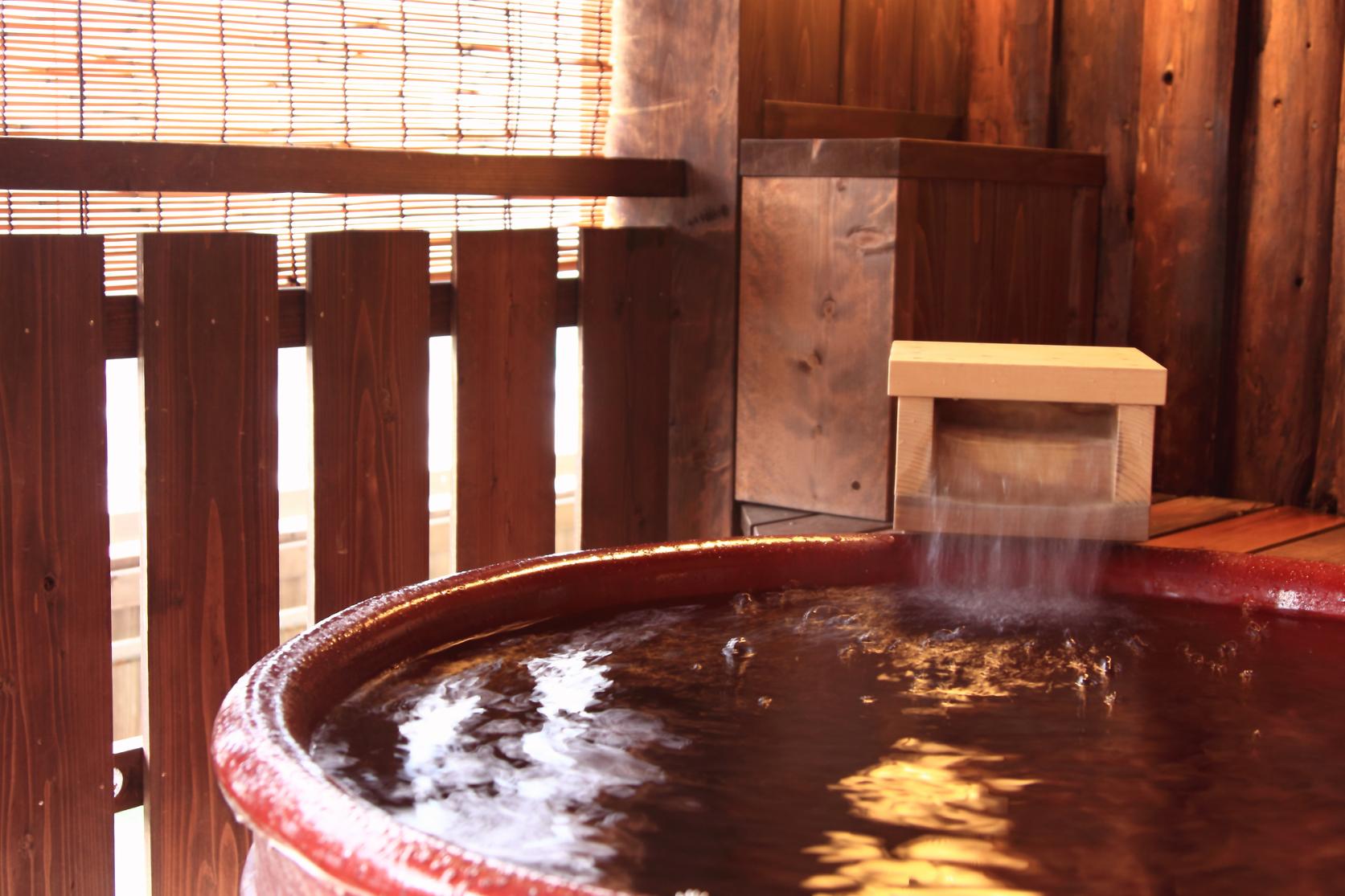 【福岡県観光温泉地協会】半露天風呂がある旅館-2