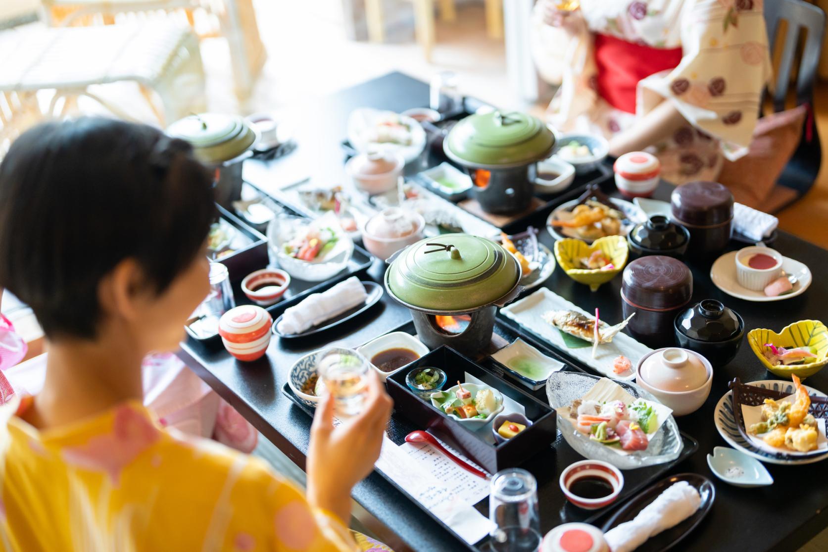 【福岡県観光温泉地協会】部屋食（個室食）がある旅館-1